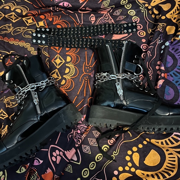 MOVING SALE CURRENT MOOD COMBAT BOOTS 8 EUC - Picture 3 of 5